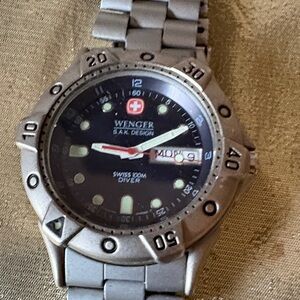 Wenger Swiss Army Diver Watch with Silver Band and Black Dial